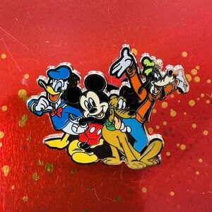 Disney Pin Monogram International Inc Mickey Mouse & Gang Pin Goofy Donald Pluto